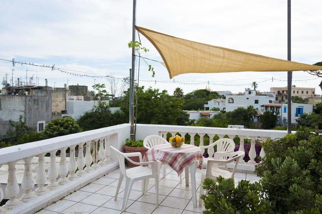 Ring Hostel Forio di Ischia Δωμάτιο φωτογραφία