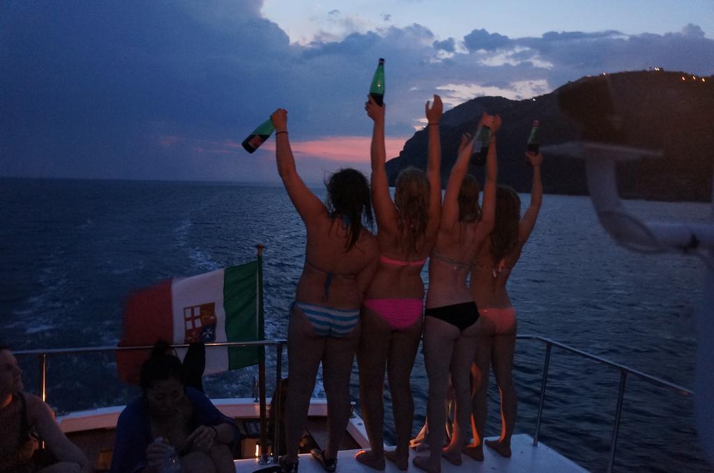 Ring Hostel Forio di Ischia Εξωτερικό φωτογραφία