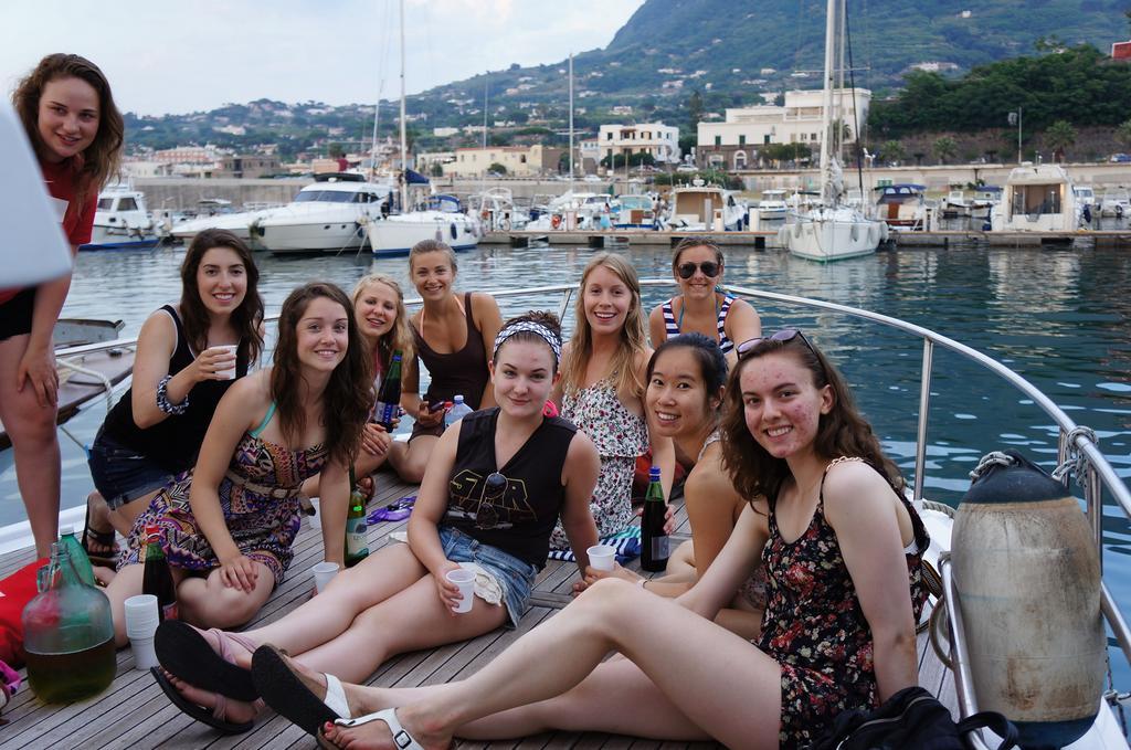 Ring Hostel Forio di Ischia Εξωτερικό φωτογραφία