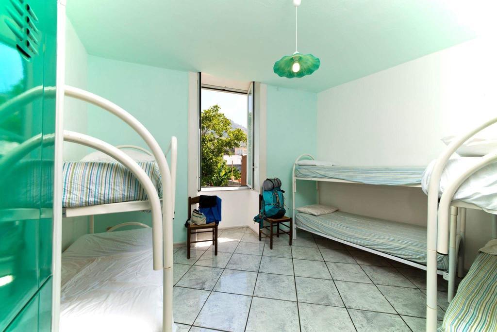 Ring Hostel Forio di Ischia Εξωτερικό φωτογραφία